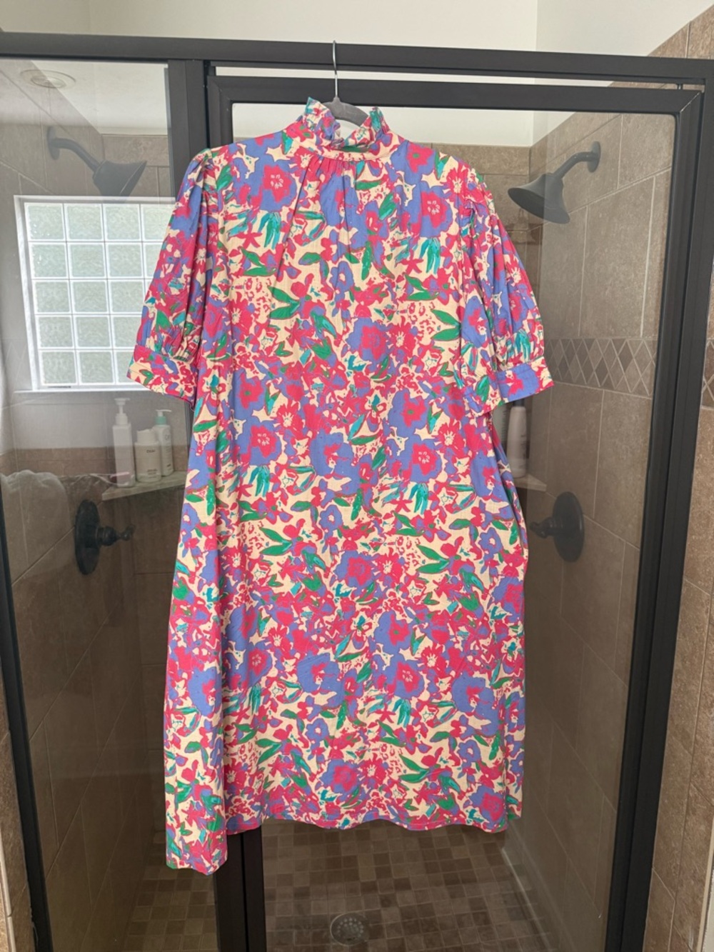 Hyacinth House Bright Floral Button-Front Midi Dress - Picture 5 of 5